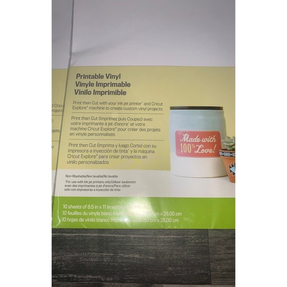 Cricut - Picture 2 of 3